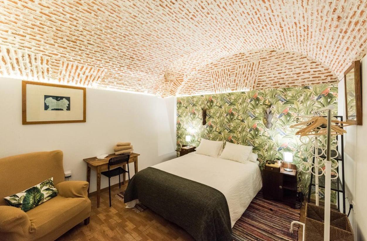 Encomienda Guest House Madrid Ngoại thất bức ảnh