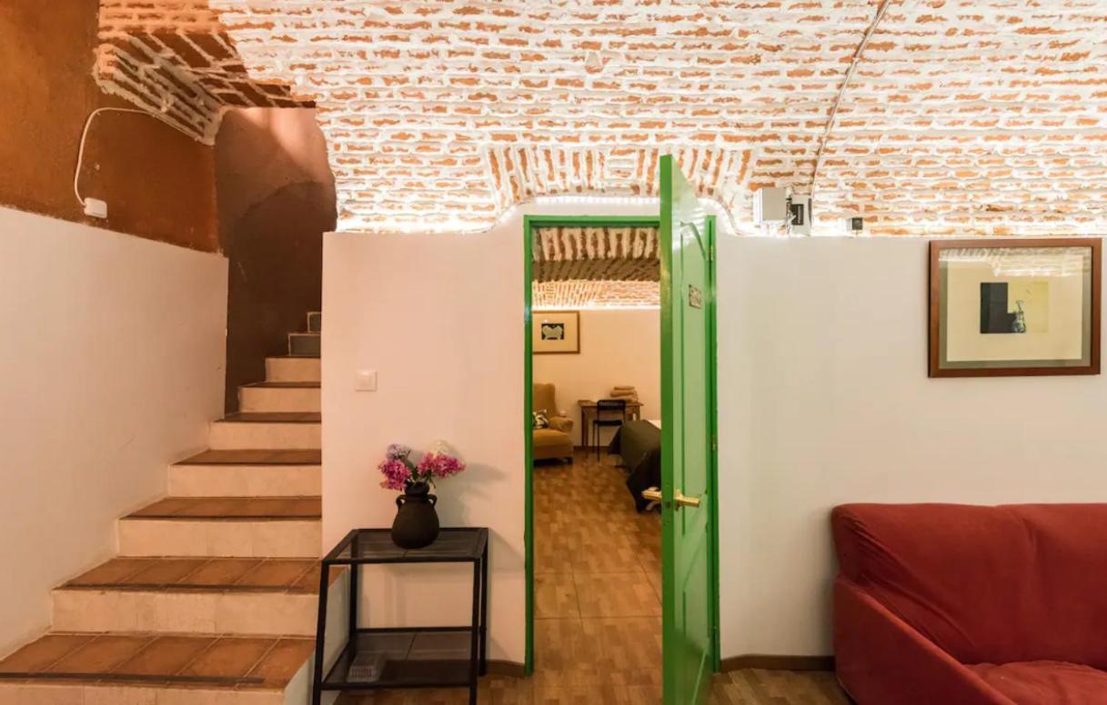 Encomienda Guest House Madrid Ngoại thất bức ảnh