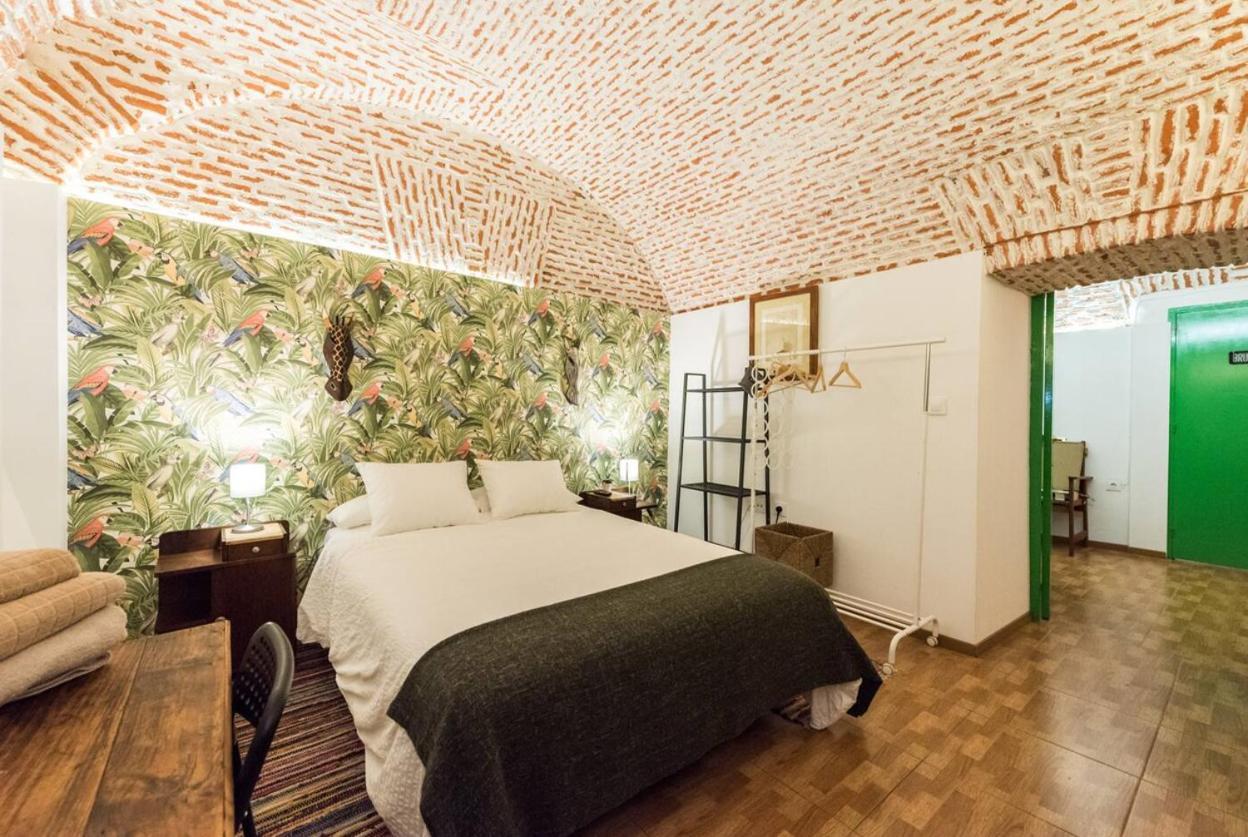 Encomienda Guest House Madrid Ngoại thất bức ảnh
