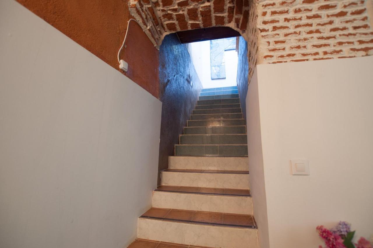 Encomienda Guest House Madrid Ngoại thất bức ảnh
