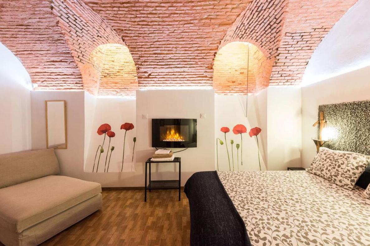 Encomienda Guest House Madrid Ngoại thất bức ảnh