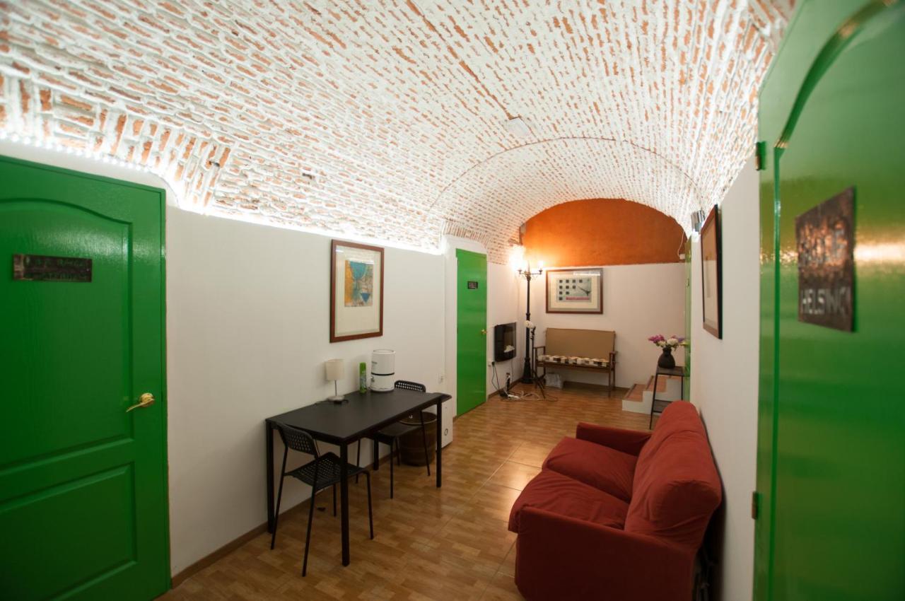 Encomienda Guest House Madrid Ngoại thất bức ảnh